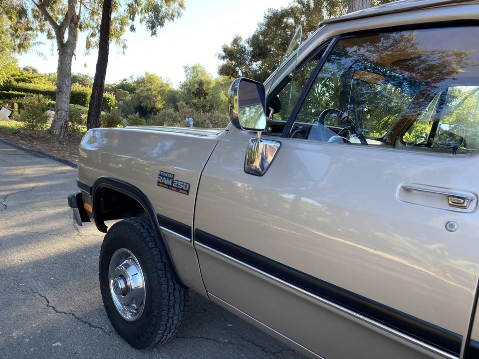 1992 Dodge Ram 1st Gen - Image 29 of 31
