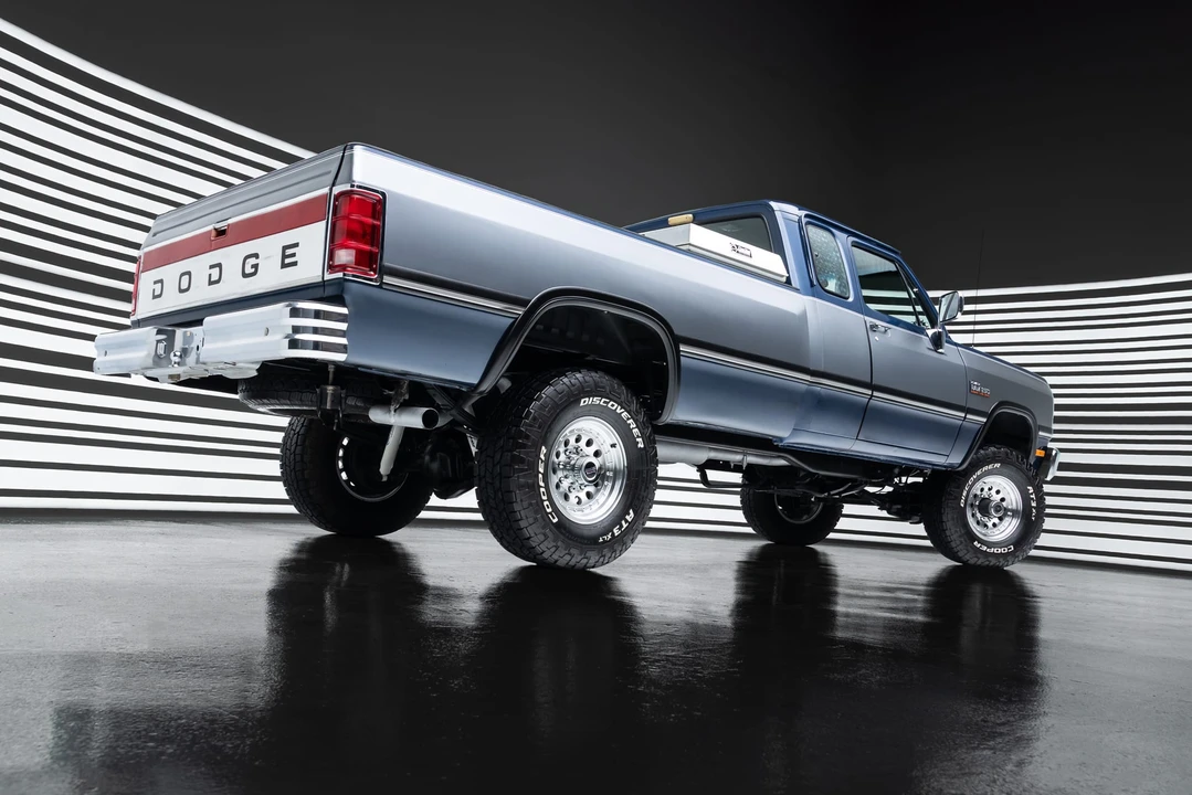 1992 Dodge Power Wagon - Image 28 of 31
