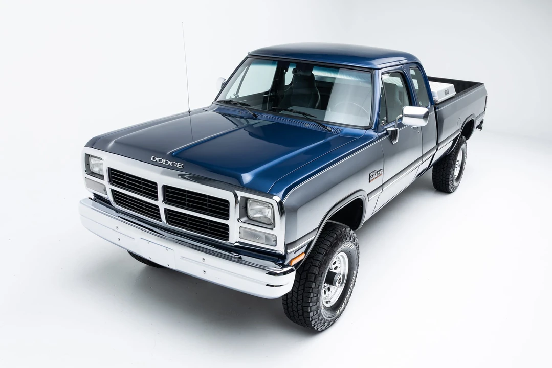 1992 Dodge Power Wagon - Image 2 of 31