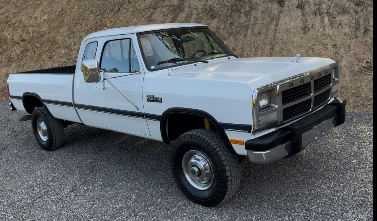 1992 Dodge Ram 1st Gen - Image 15 of 31