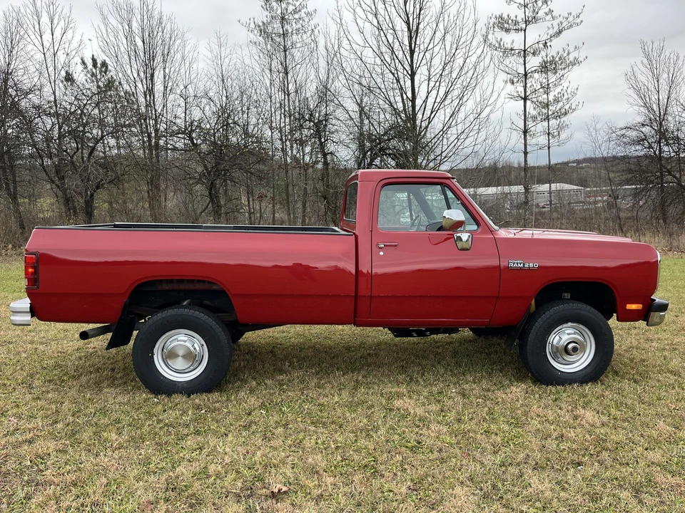1992 Dodge Ram 1st Gen - Image 12 of 31