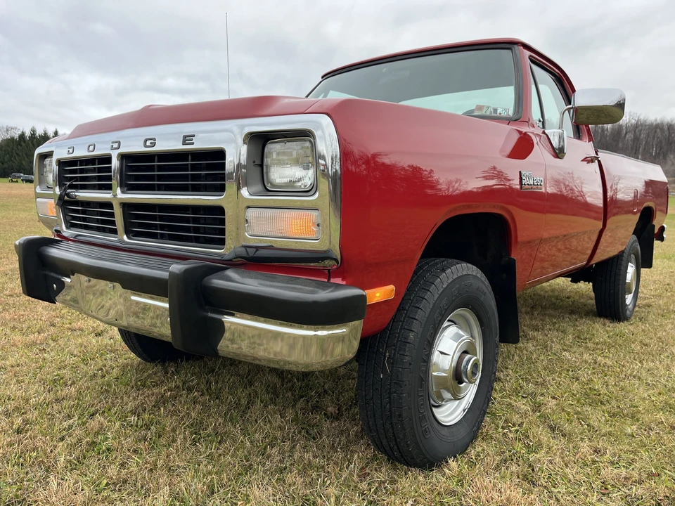 1992 Dodge Ram 1st Gen - Image 2 of 31