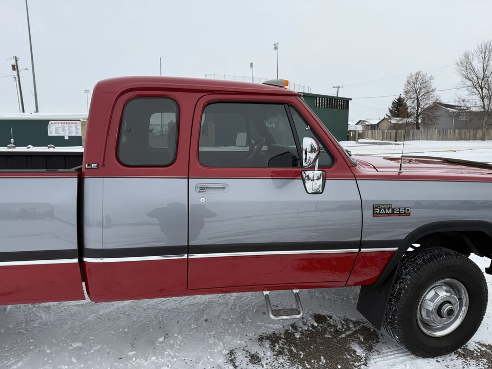 1992 Dodge Ram 1st Gen - Image 24 of 31