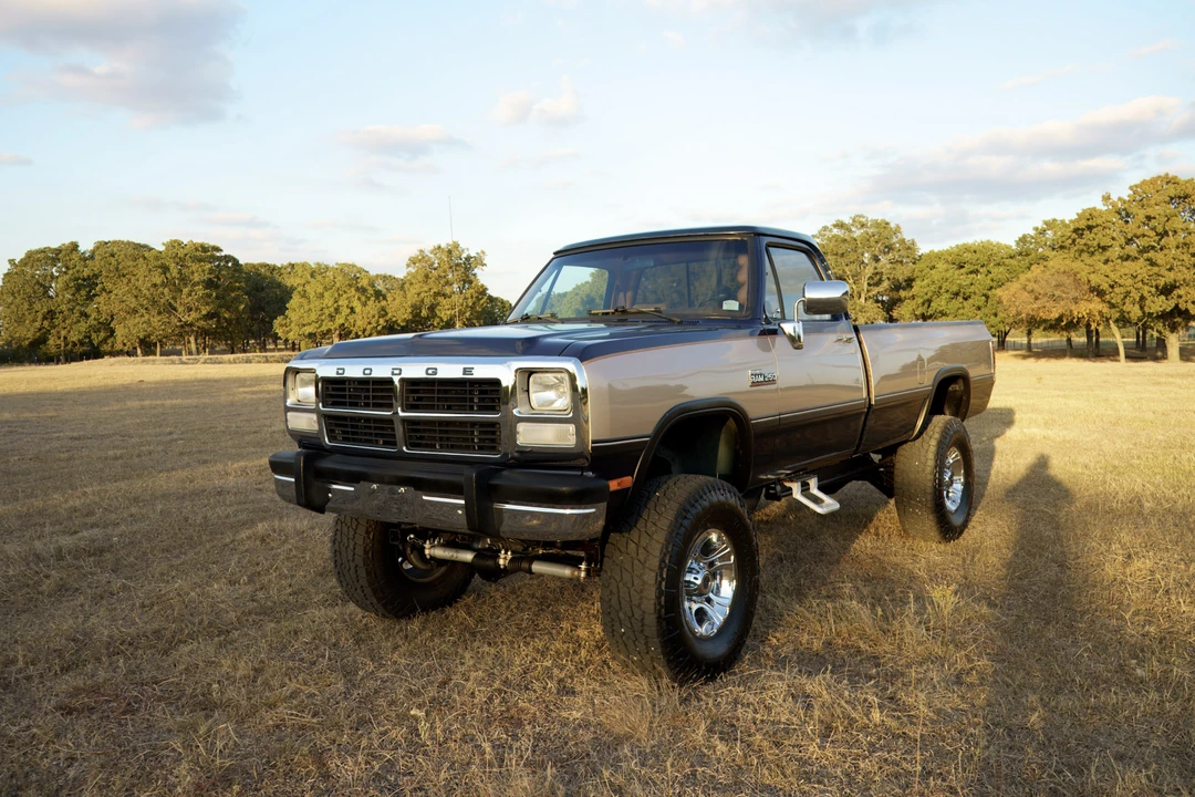 1992 Dodge Ram 1st Gen - Image 2 of 31