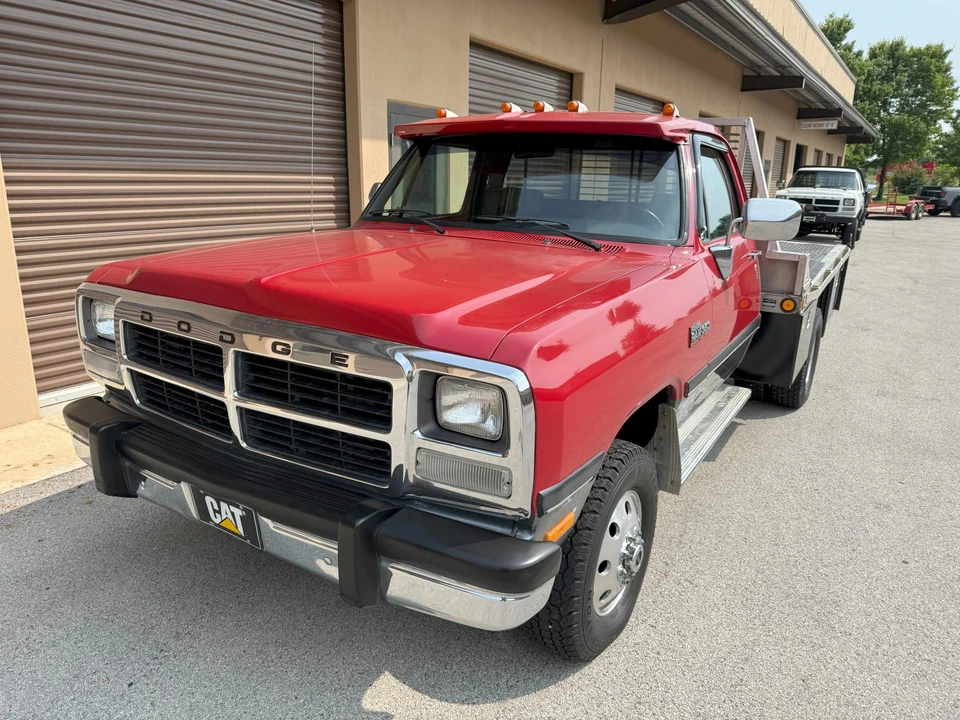 1992 Dodge Ram 1st Gen - Image 2 of 31
