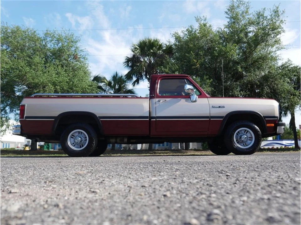 1992 Dodge Ram 1st Gen - Image 21 of 31