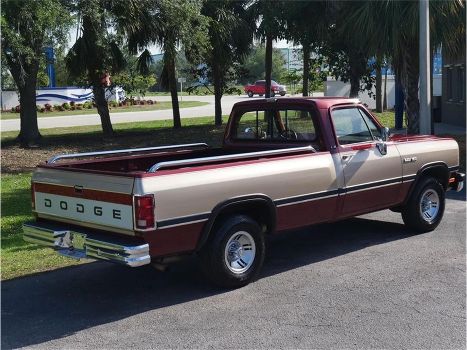 1992 Dodge Ram 1st Gen - Image 26 of 31