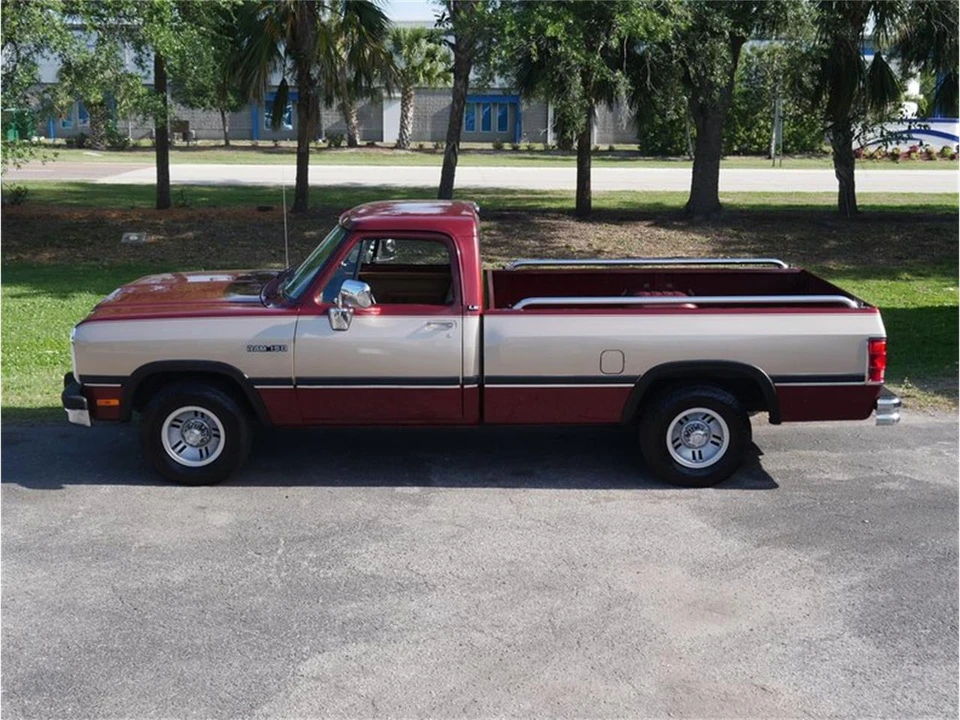 1992 Dodge Ram 1st Gen - Image 14 of 31