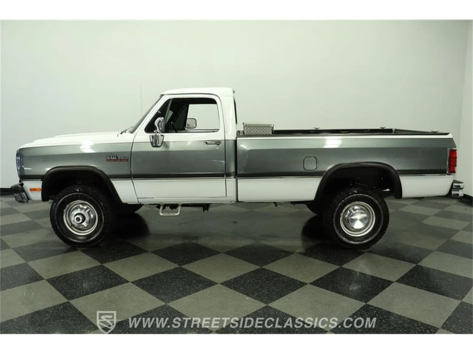 1992 Dodge Ram 1st Gen - Image 2 of 31