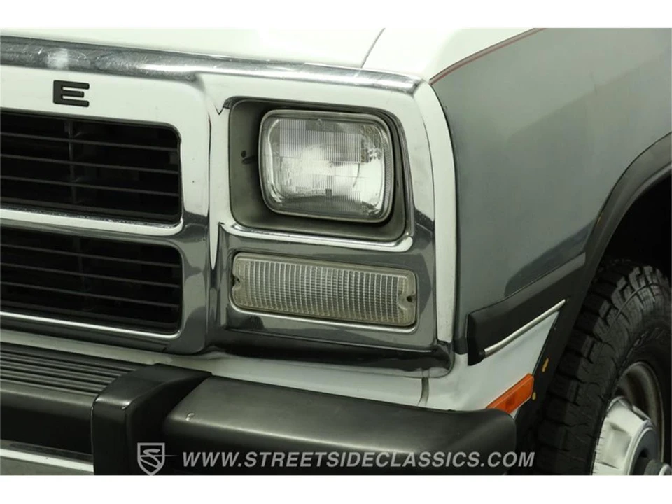 1992 Dodge Ram 1st Gen - Image 19 of 31