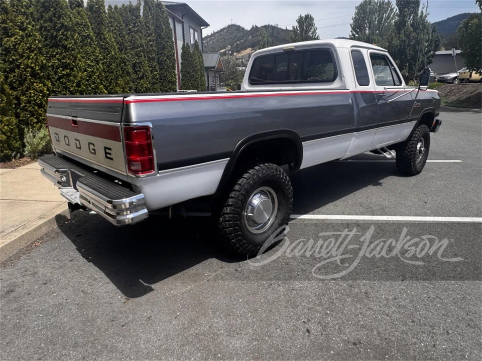 1992 Dodge Ram 1st Gen - Image 2 of 4
