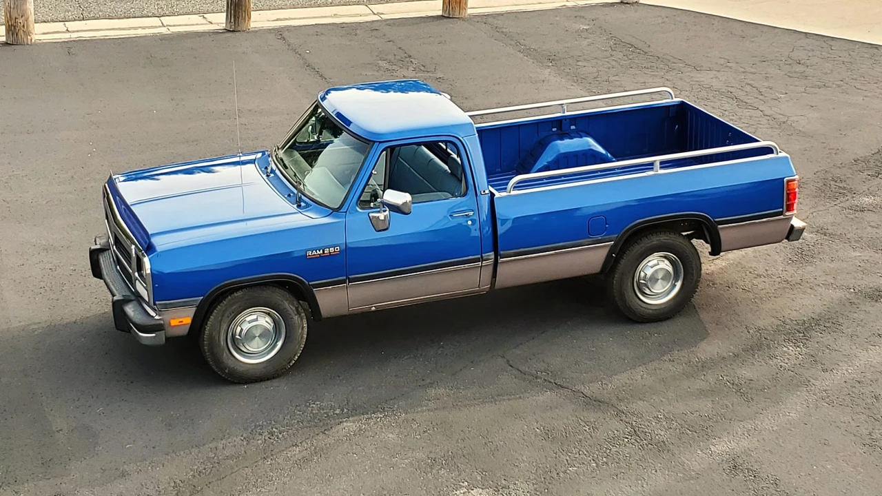 1992 Dodge Ram 1st Gen - Image 15 of 31