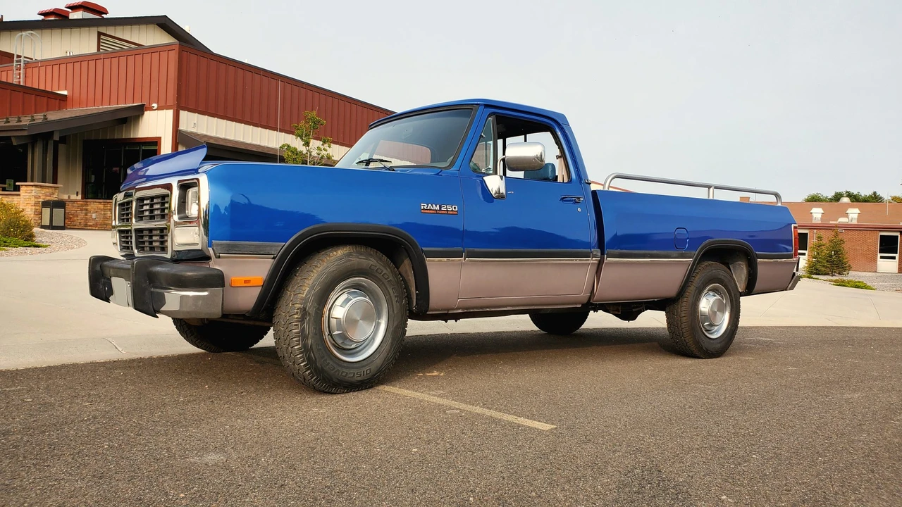 1992 Dodge Ram 1st Gen - Image 25 of 31