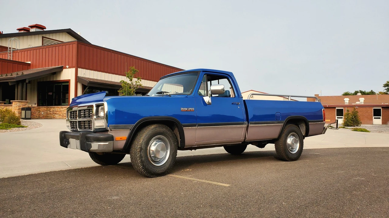 1992 Dodge Ram 1st Gen - Image 26 of 31