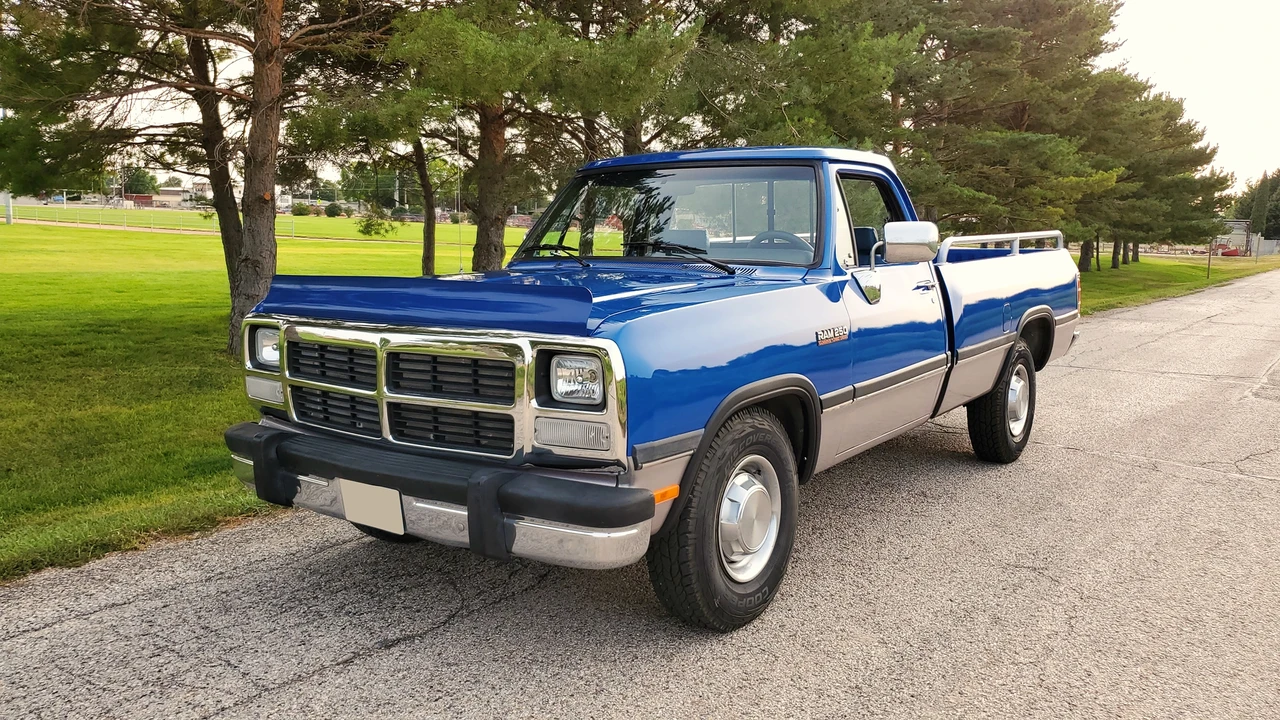 1992 Dodge Ram 1st Gen - Image 2 of 31
