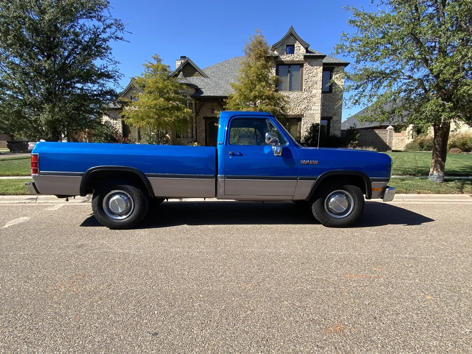 1992 Dodge Ram 1st Gen - Image 16 of 31