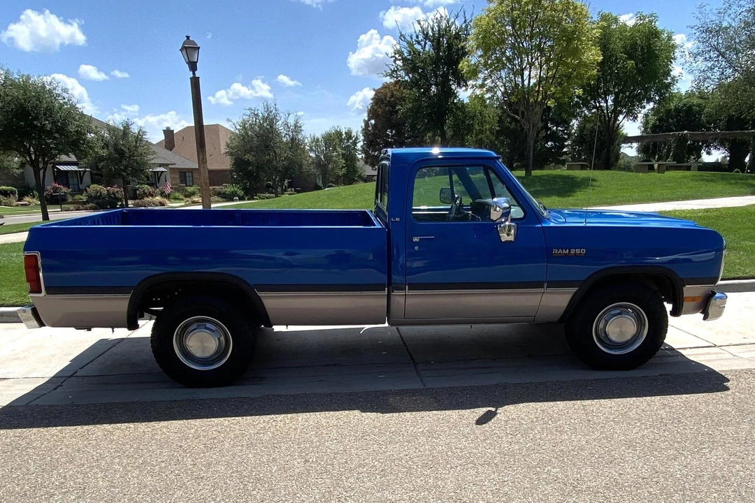 1992 Dodge Ram 1st Gen - Image 17 of 31