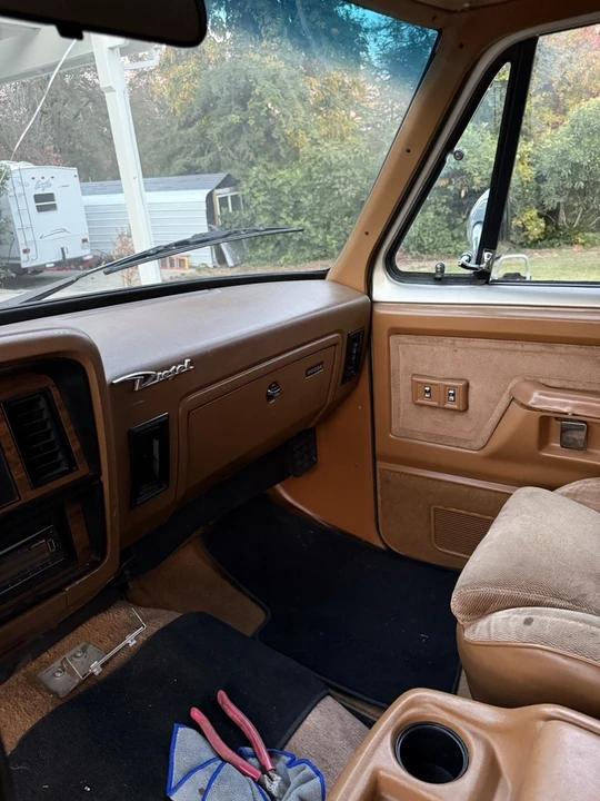 1992 Dodge Ram 1st Gen - Image 15 of 16