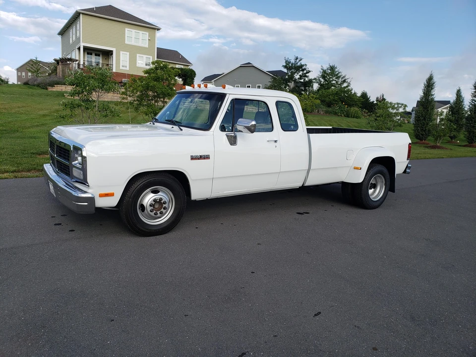 1992 Dodge Ram 1st Gen - Image 19 of 31