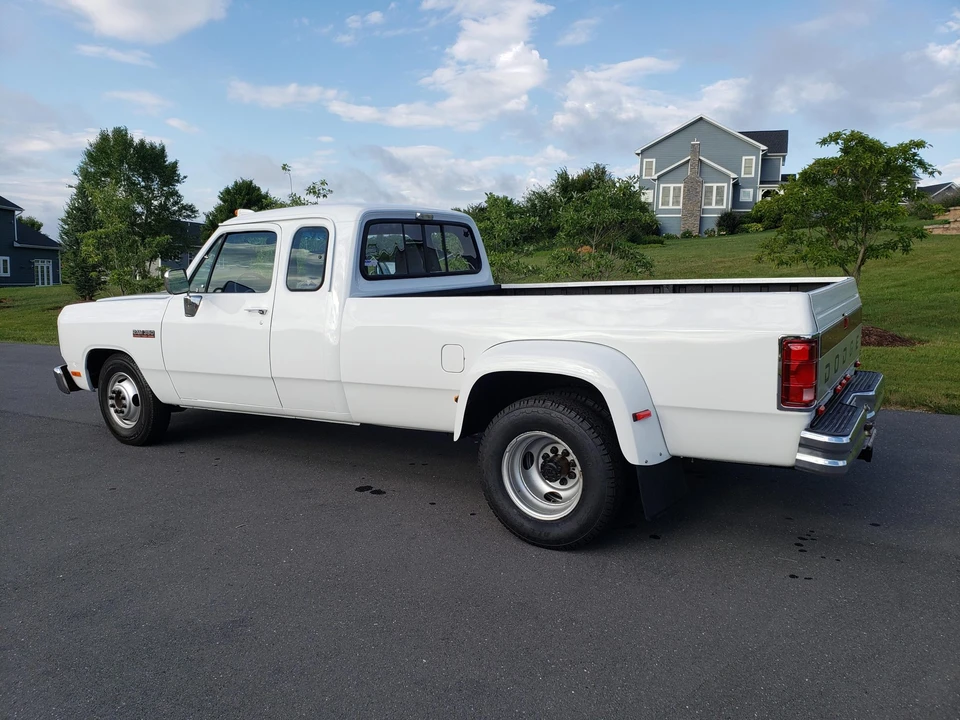 1992 Dodge Ram 1st Gen - Image 17 of 31