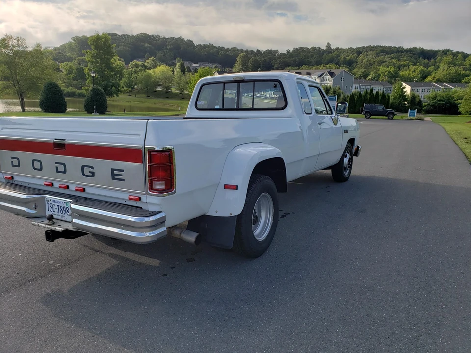 1992 Dodge Ram 1st Gen - Image 11 of 31