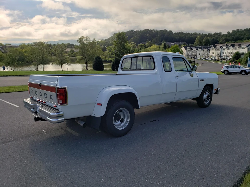 1992 Dodge Ram 1st Gen - Image 10 of 31