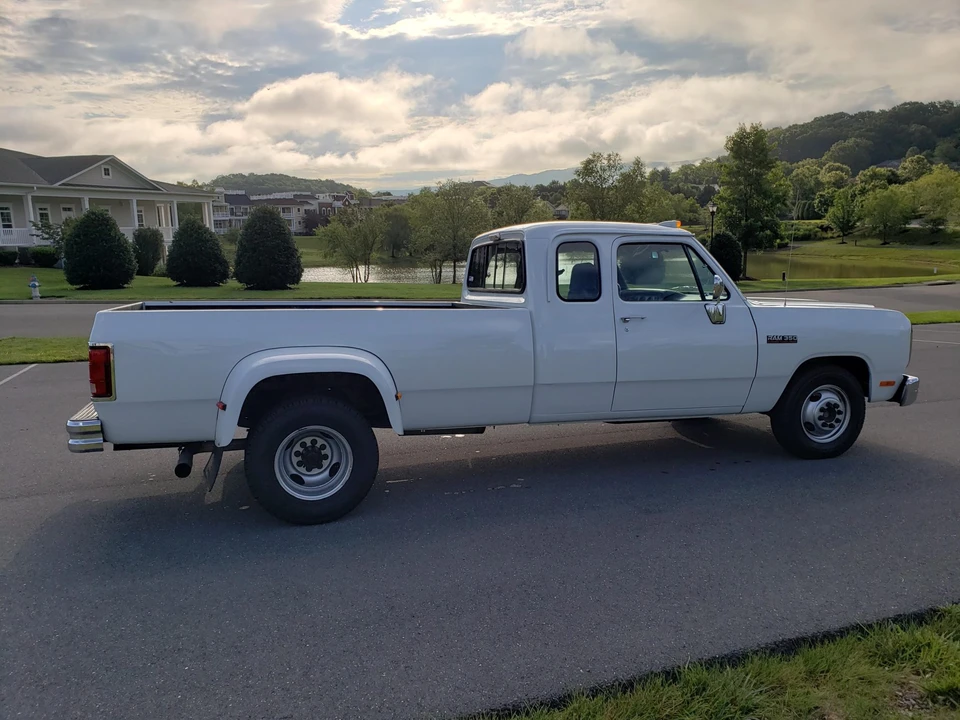 1992 Dodge Ram 1st Gen - Image 9 of 31