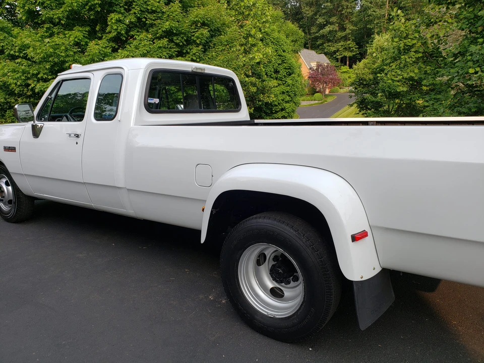 1992 Dodge Ram 1st Gen - Image 24 of 31