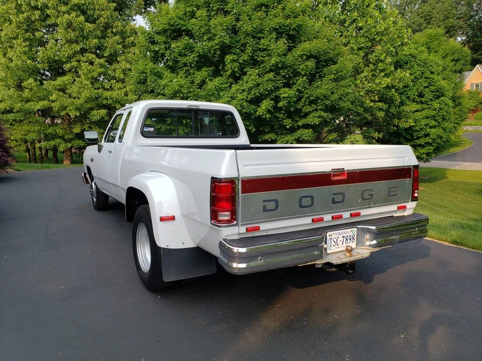 1992 Dodge Ram 1st Gen - Image 15 of 31