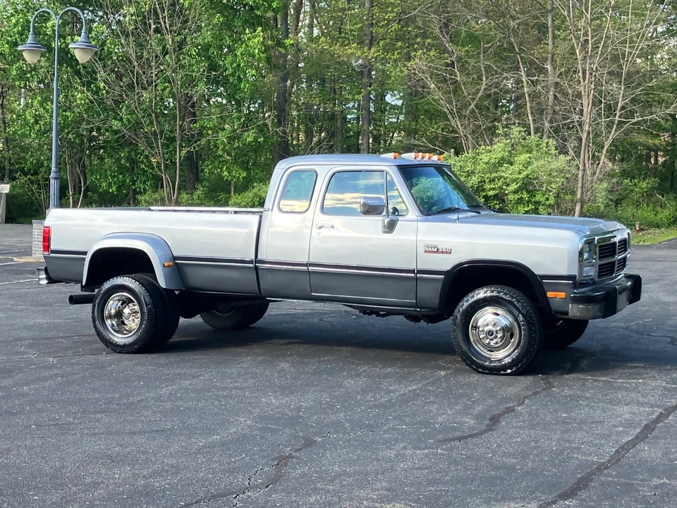 1992 Dodge Ram 1st Gen - Image 3 of 31