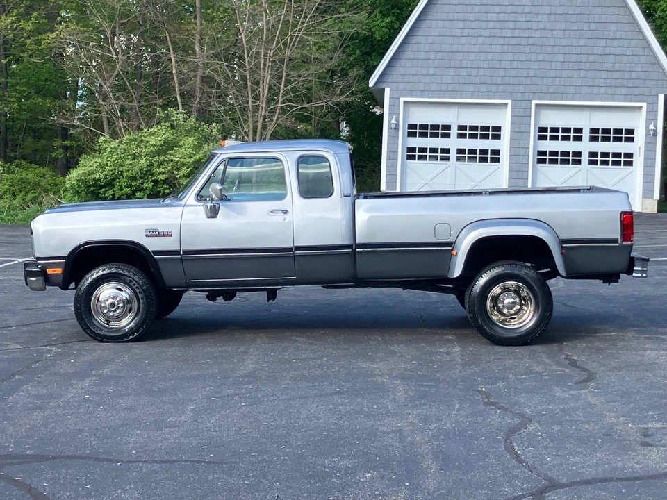 1992 Dodge Ram 1st Gen - Image 23 of 31
