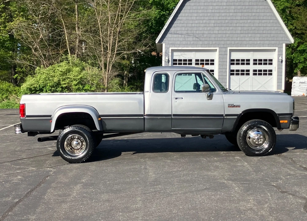 1992 Dodge Ram 1st Gen - Image 2 of 31