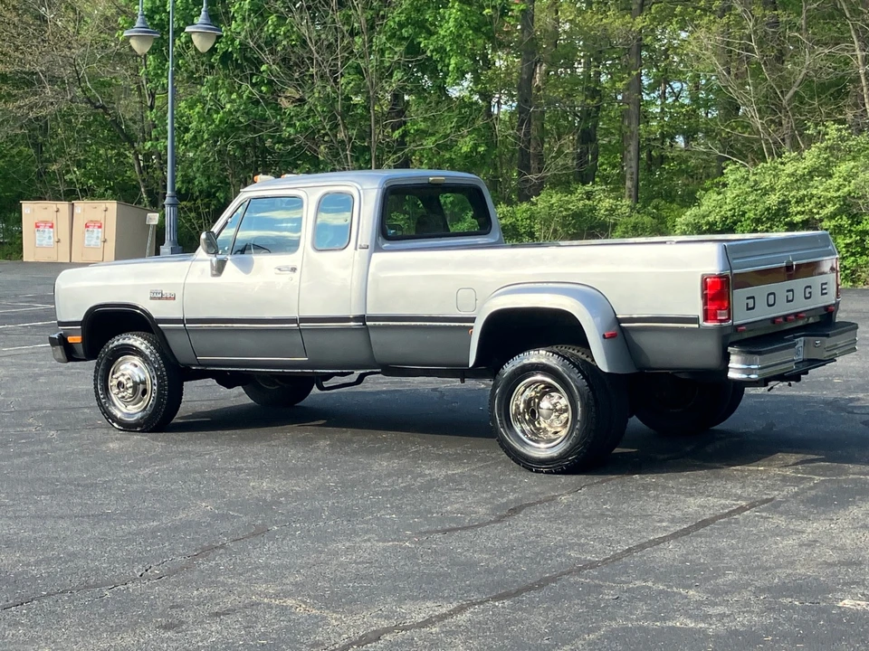 1992 Dodge Ram 1st Gen - Image 22 of 31