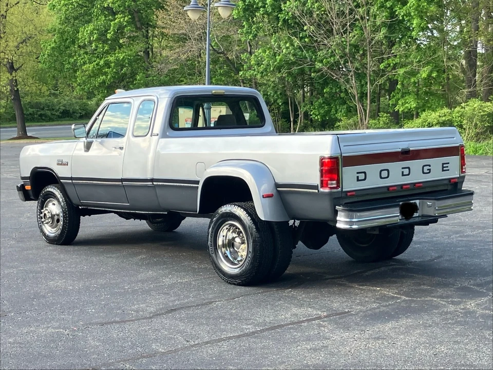 1992 Dodge Ram 1st Gen - Image 21 of 31