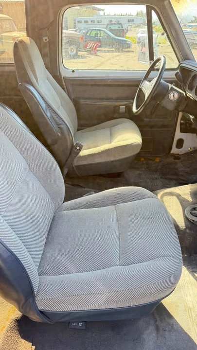 1992 Dodge Ramcharger - Image 6 of 12