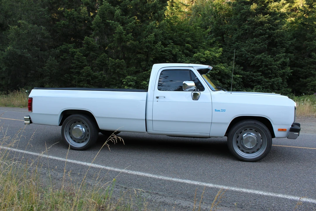 1992 Dodge Ram 1st Gen - Image 11 of 31