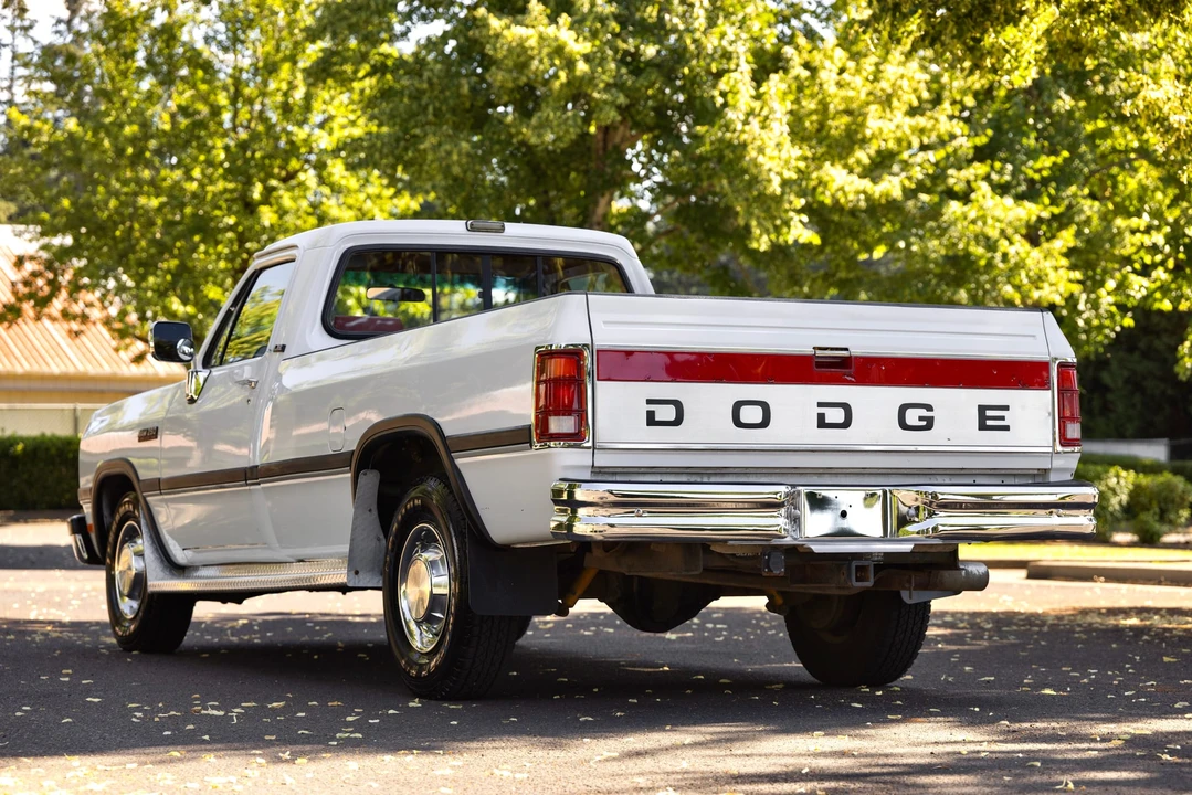 1992 Dodge Ram 1st Gen - Image 11 of 31