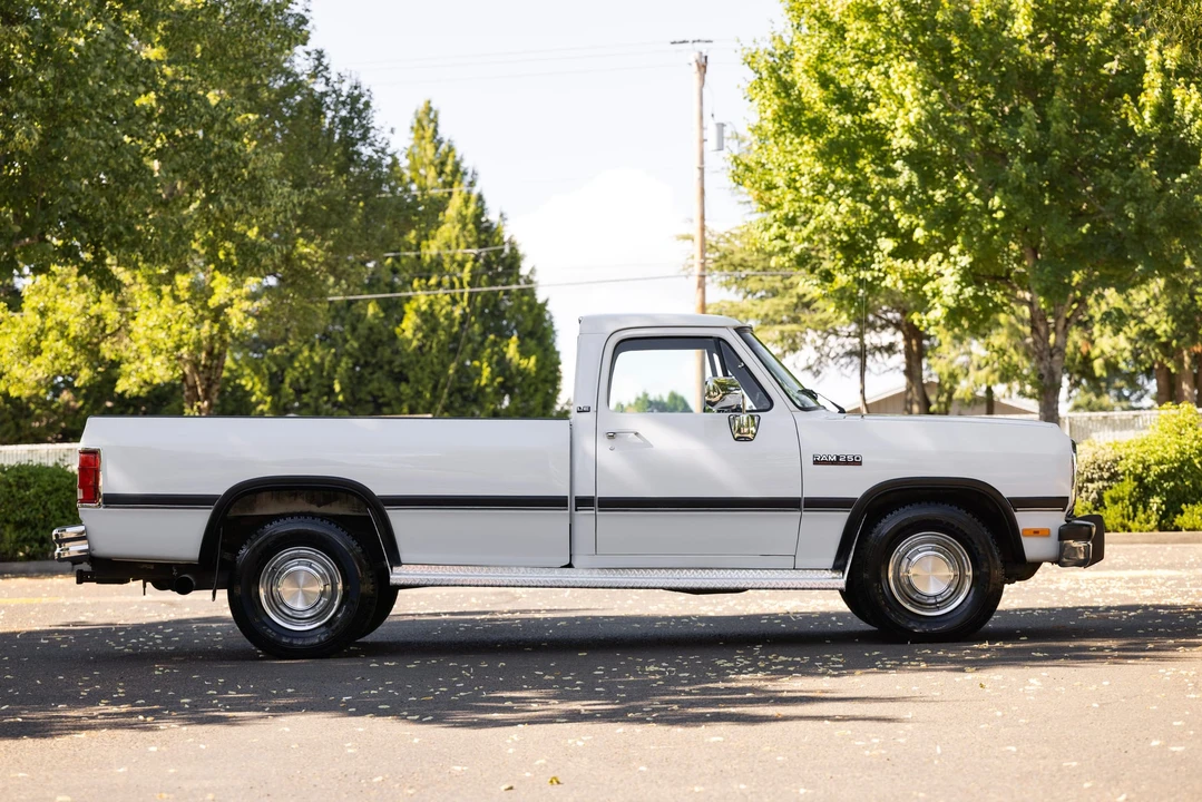 1992 Dodge Ram 1st Gen - Image 20 of 31