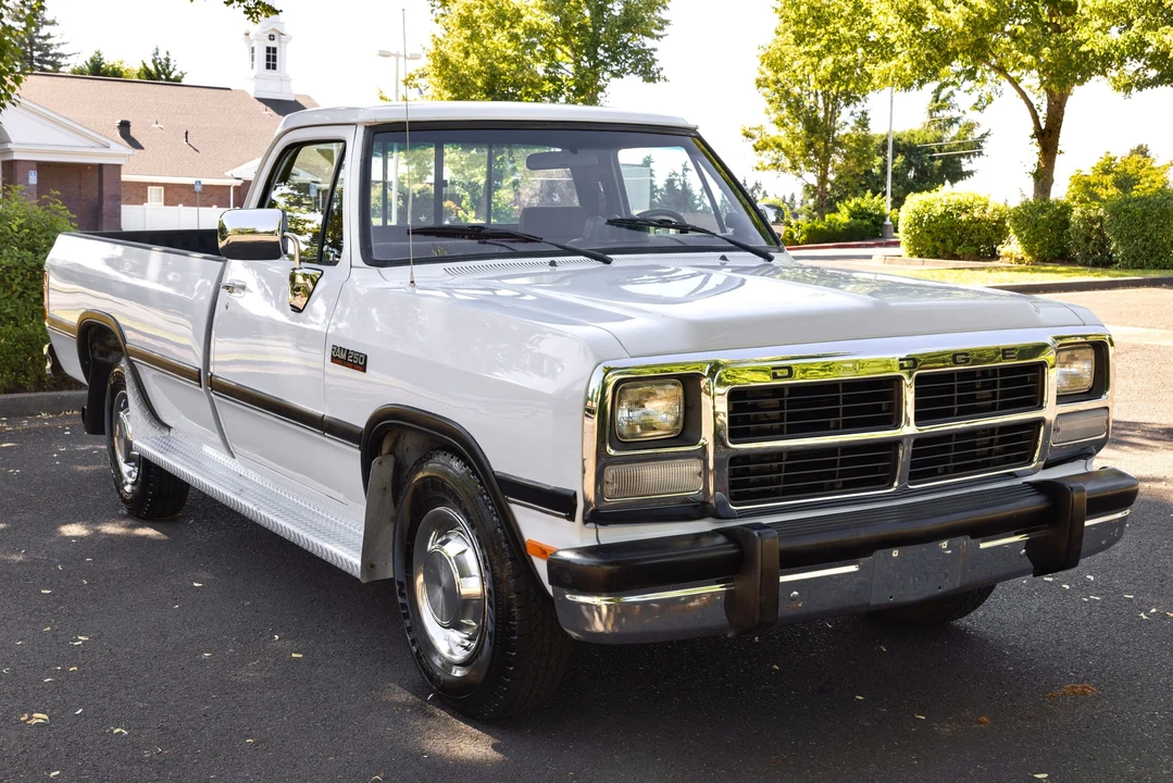 1992 Dodge Ram 1st Gen - Image 25 of 31