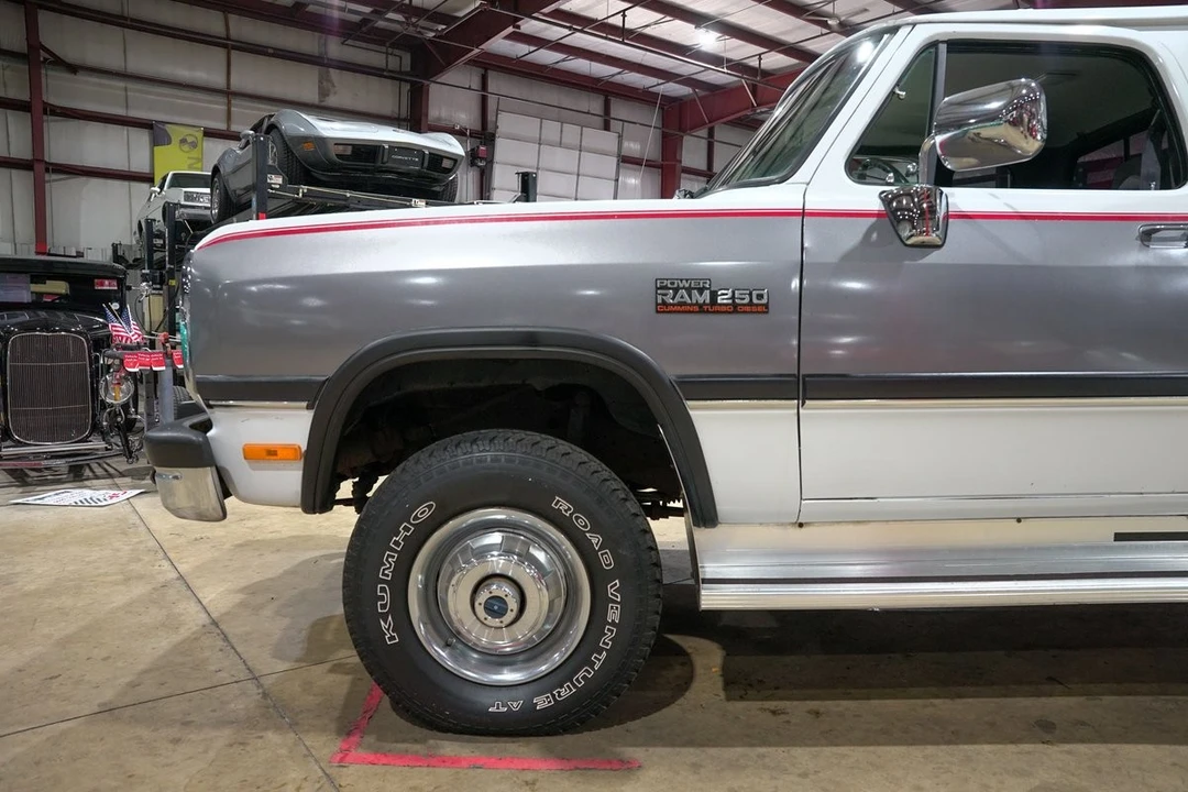 1992 Dodge Ram 1st Gen - Image 3 of 12