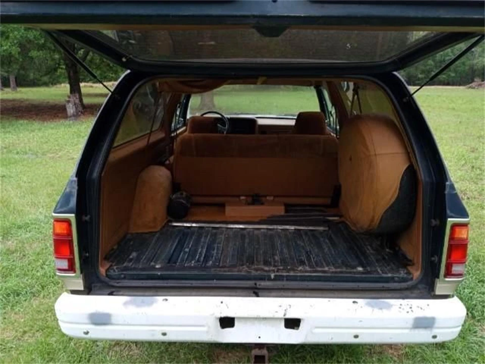 1992 Dodge Ramcharger - Image 15 of 17