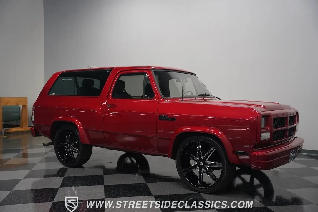 1992 Dodge Ramcharger - Image 19 of 21