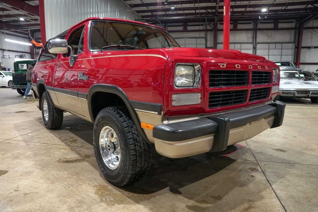 1992 Dodge Ramcharger - Image 12 of 12