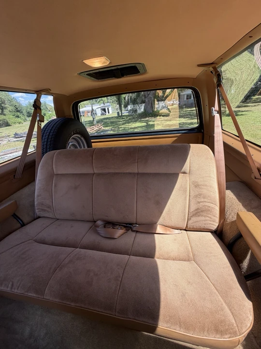 1992 Dodge Ramcharger - Image 14 of 16