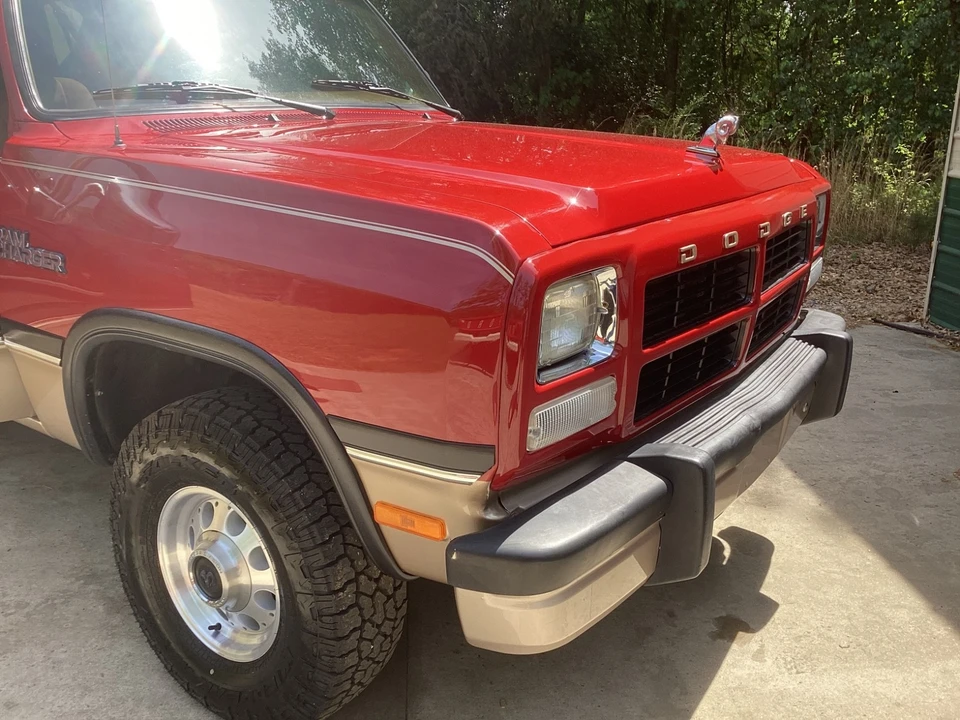 1992 Dodge Ramcharger - Image 4 of 21