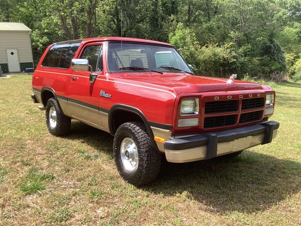 1992 Dodge Ramcharger - Image 18 of 21