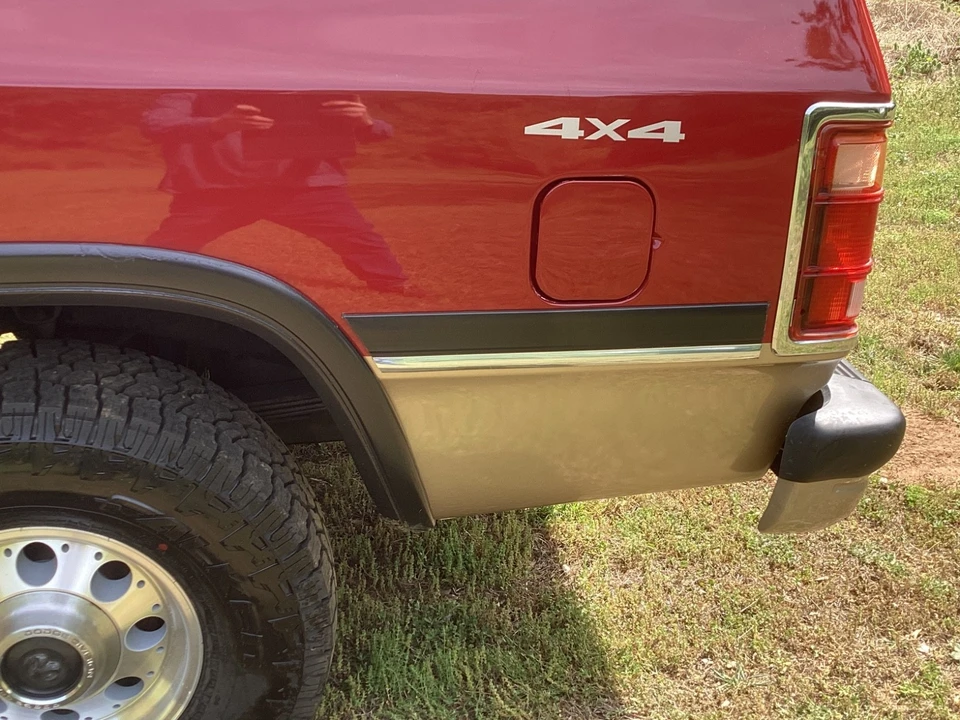 1992 Dodge Ramcharger - Image 20 of 21