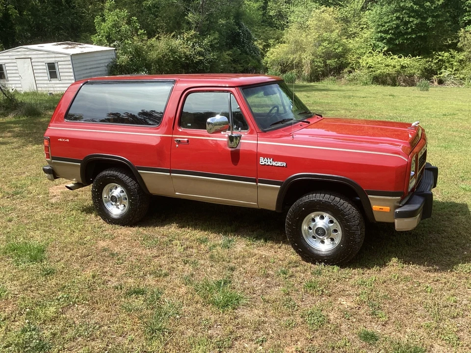 1992 Dodge Ramcharger - Image 2 of 21