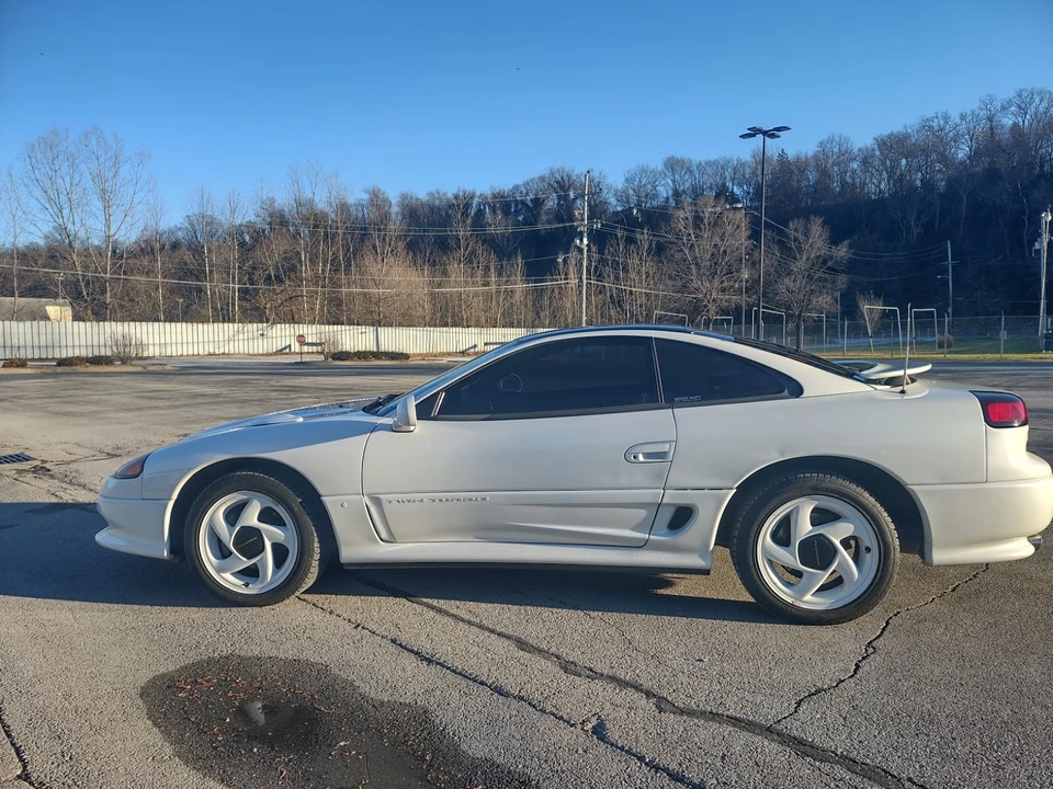 1992 Dodge Stealth - Image 10 of 31