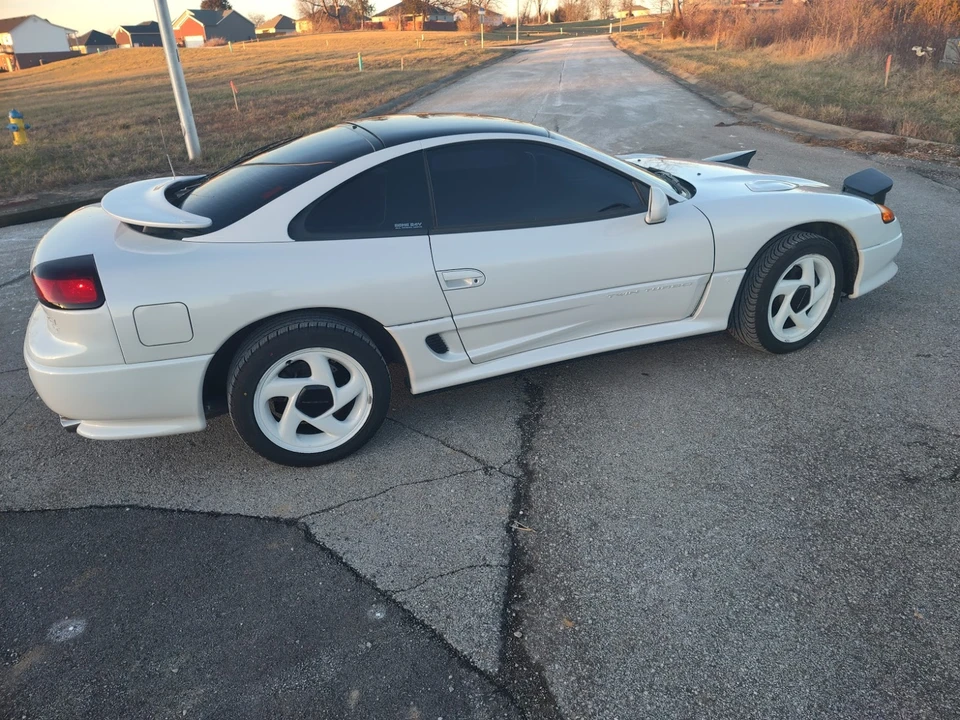 1992 Dodge Stealth - Image 19 of 31